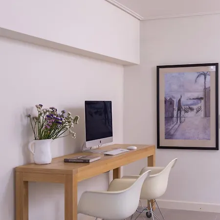 Daphni أيّا إفيميا