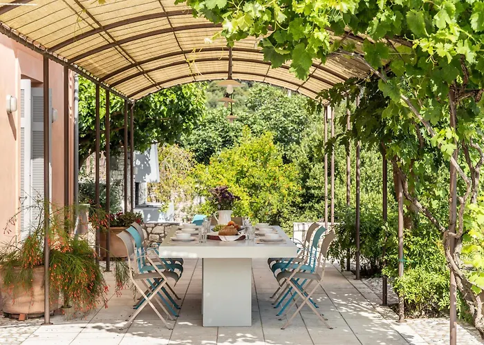 Daphni * Agia Efimia